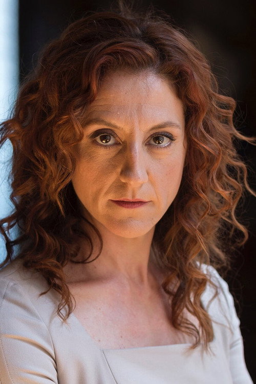 Nuria MencĂa